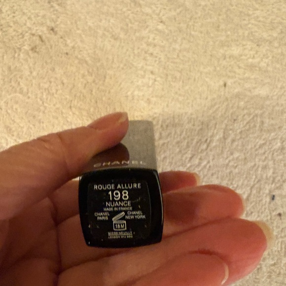 CHANEL Rouge Allure Lipstick - Nuance - Picture 3 of 5